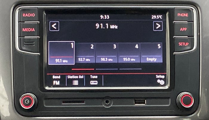 2019 Volkswagen Polo HIGH LINE PLUS 1.0, Petrol, Manual, 47,613 km, Infotainment System