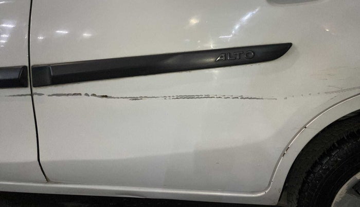 2015 Maruti Alto K10 VXI, Petrol, Manual, 46,785 km, Rear left door - Minor scratches