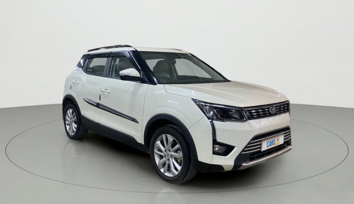2020 Mahindra XUV 3OO W8 1.2 PETROL, Petrol, Manual, 77,605 km, SRP