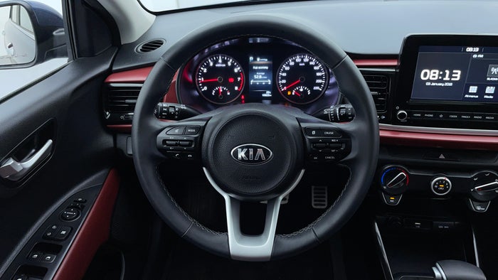 KIA RIO-Steering Wheel Close-up