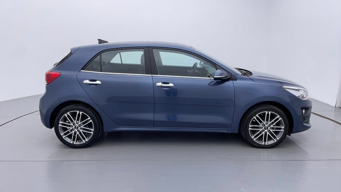 KIA RIO-Right Side View