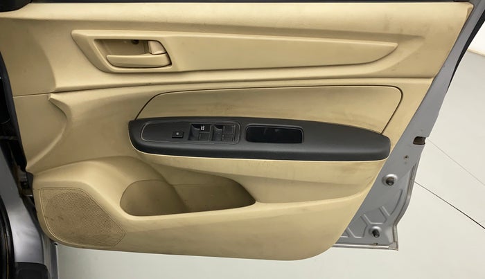 2019 Honda Amaze 1.2L I-VTEC E, Petrol, Manual, 46,995 km, Driver Side Door Panels Control