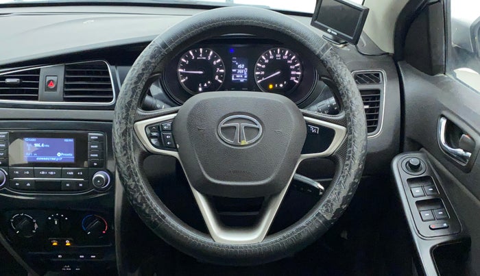 2015 Tata Bolt XMS REVOTRON, Petrol, Manual, 25,971 km, Steering Wheel Close Up