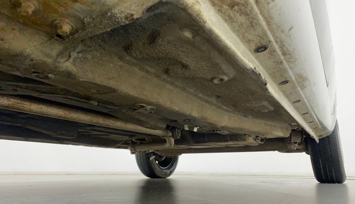 2015 Tata Bolt XMS REVOTRON, Petrol, Manual, 25,971 km, Right Side Underbody