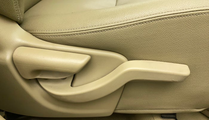 2016 Honda Amaze 1.2L I-VTEC S, Petrol, Manual, 1,07,393 km, Driver Side Adjustment Panel