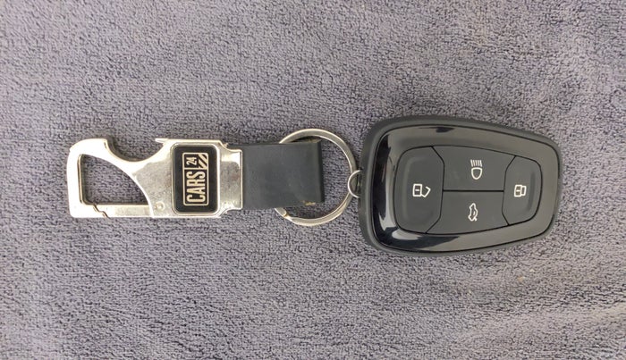 2022 Tata ALTROZ XZA PLUS, Petrol, Automatic, 5,107 km, Key Close Up