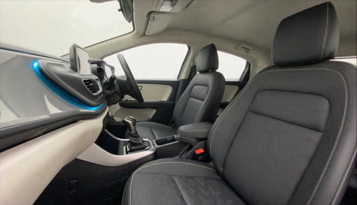2022 Tata ALTROZ XZA PLUS, Petrol, Automatic, 5,107 km, Right Side Front Door Cabin