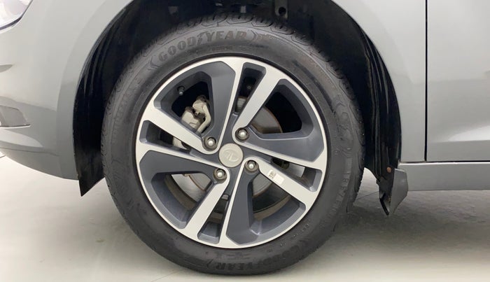 2022 Tata ALTROZ XZA PLUS, Petrol, Automatic, 5,107 km, Left Front Wheel