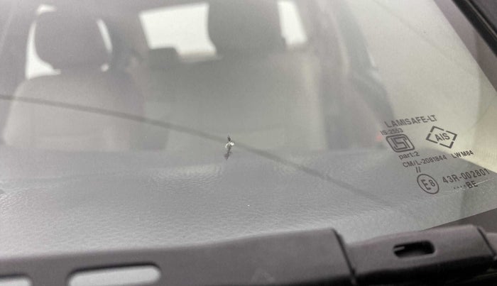 2014 Maruti Swift Dzire VXI, Petrol, Manual, 75,754 km, Front windshield - Minor spot on windshield