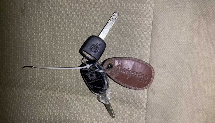 2015 Honda Brio S MT, Petrol, Manual, 67,194 km, Lock system - Dork lock functional only from remote key