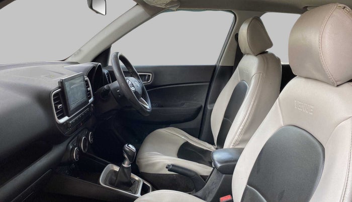 2019 Hyundai VENUE SX 1.4 CRDI, Diesel, Manual, 73,515 km, Right Side Front Door Cabin