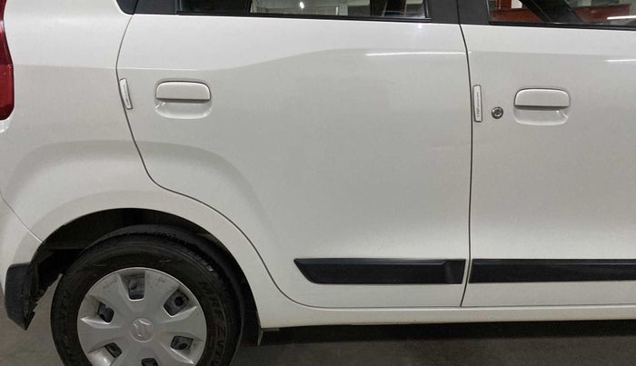 2019 Maruti New Wagon-R VXI 1.2, Petrol, Manual, 38,514 km, Right rear door - Slightly dented