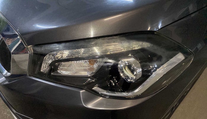 2020 Maruti S Cross ALPHA AT1.5, Petrol, Automatic, 38,253 km, Left headlight - Faded