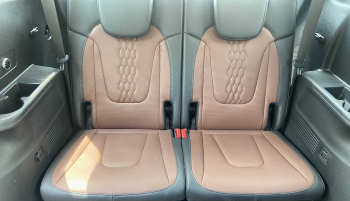 2022 Hyundai ALCAZAR 1.5 SIGNATURE (O) AT 7STR, Diesel, Automatic, 3,755 km, Third Seat Row ( optional )