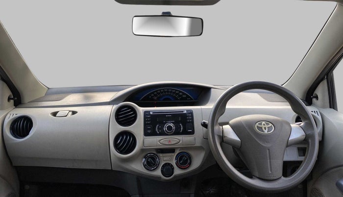 2014 Toyota Etios Liva G, Petrol, Manual, 32,888 km, Dashboard