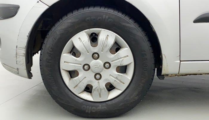 2010 Hyundai i10 MAGNA 1.1, Petrol, Manual, 1,20,101 km, Left Front Wheel
