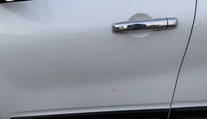 2019 Renault TRIBER RXL MT, Petrol, Manual, 37,166 km, Front passenger door - Minor scratches