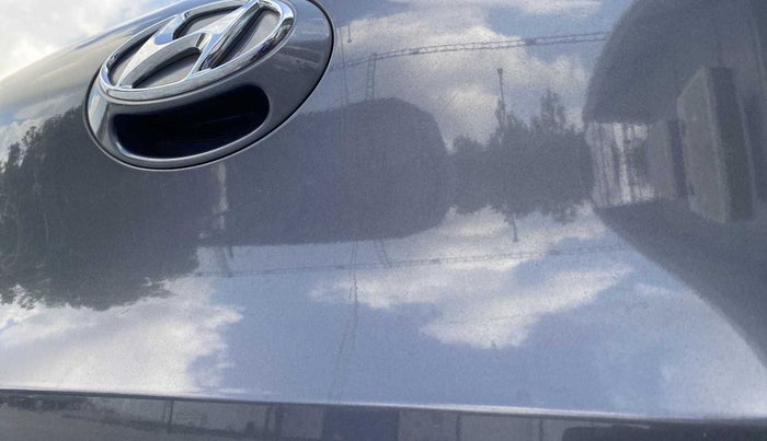 2016 Hyundai Grand i10 MAGNA 1.1 CRDI, Diesel, Manual, 74,580 km, Dicky (Boot door) - Minor scratches