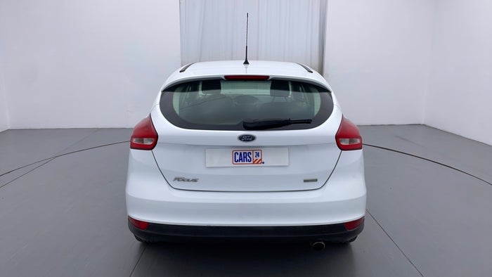 FORD FOCUS-Back/Rear View