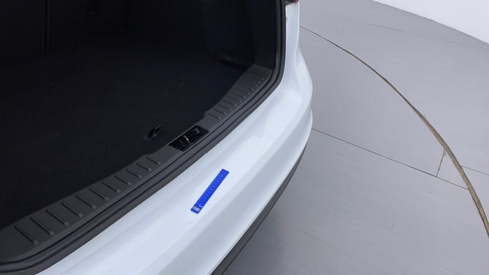 FORD FOCUS-Bumper Rear Scratch