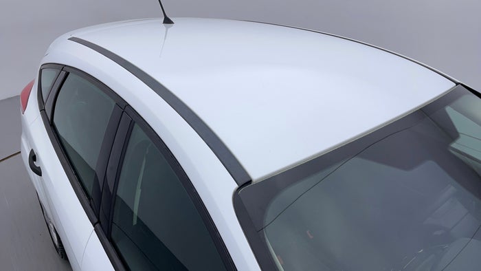 FORD FOCUS-Roof/Sunroof View