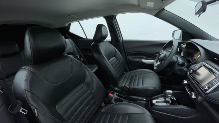 NISSAN KICKS-Right Side Front Door Cabin View