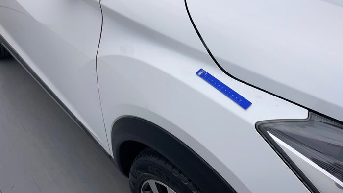 NISSAN KICKS-Fender RHS Dent