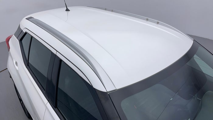 NISSAN KICKS-Roof/Sunroof View