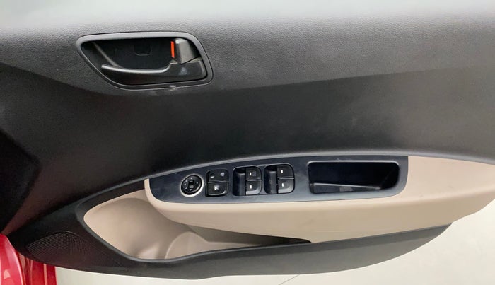 2017 Hyundai Grand i10 MAGNA 1.2 KAPPA VTVT, CNG, Manual, 40,924 km, Driver Side Door Panels Control