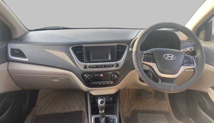 2017 Hyundai Verna 1.6 EX VTVT AT, CNG, Automatic, 82,028 km, Dashboard