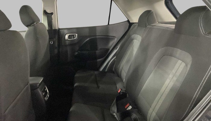 2020 Hyundai VENUE S 1.2, Petrol, Manual, 24,485 km, Right Side Rear Door Cabin