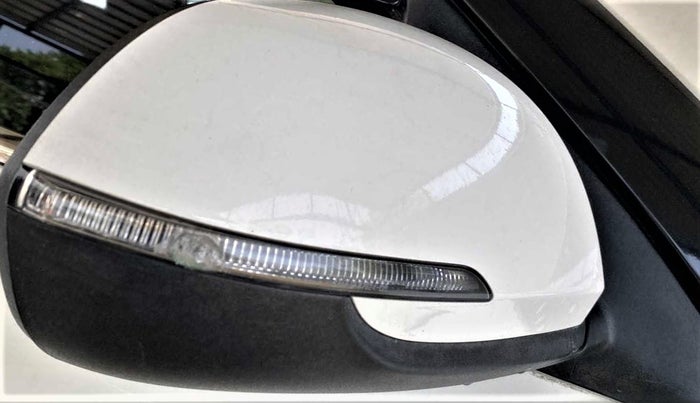 2020 KIA SELTOS HTK 1.5 PETROL, Petrol, Manual, 21,847 km, Right rear-view mirror - Indicator light has minor damage