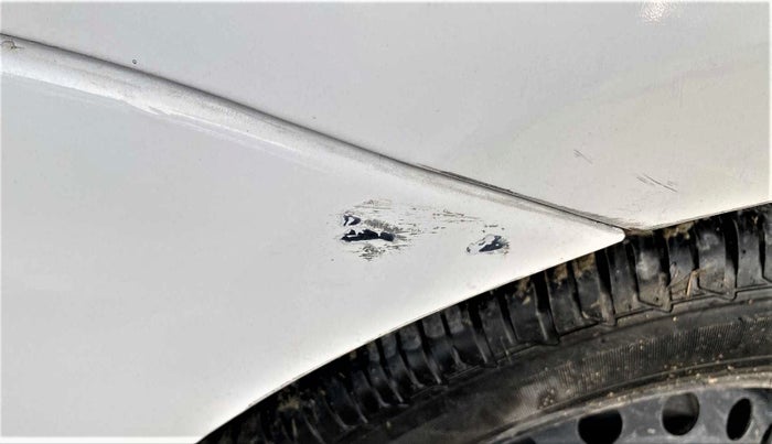 2017 Toyota Etios GD, Diesel, Manual, 94,644 km, Rear bumper - Paint is slightly damaged