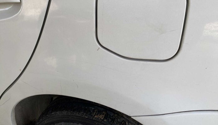 2017 Toyota Etios GD, Diesel, Manual, 94,644 km, Left quarter panel - Minor scratches