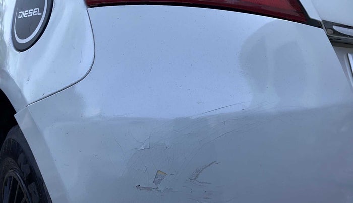 2016 Maruti Swift VDI ABS, Diesel, Manual, 97,062 km, Rear bumper - Paint is slightly damaged