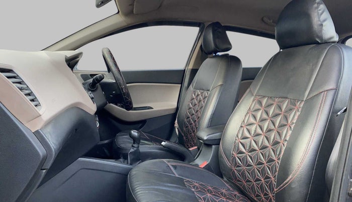2018 Hyundai Elite i20 MAGNA EXECUTIVE 1.2, Petrol, Manual, 56,838 km, Right Side Front Door Cabin