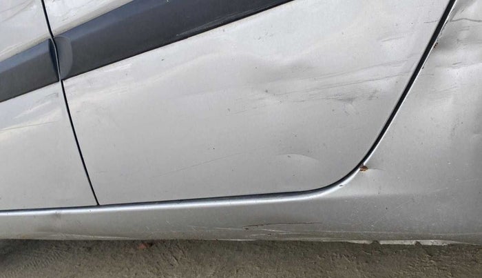 2014 Hyundai i10 MAGNA 1.1, Petrol, Manual, 55,165 km, Left running board - Slightly dented
