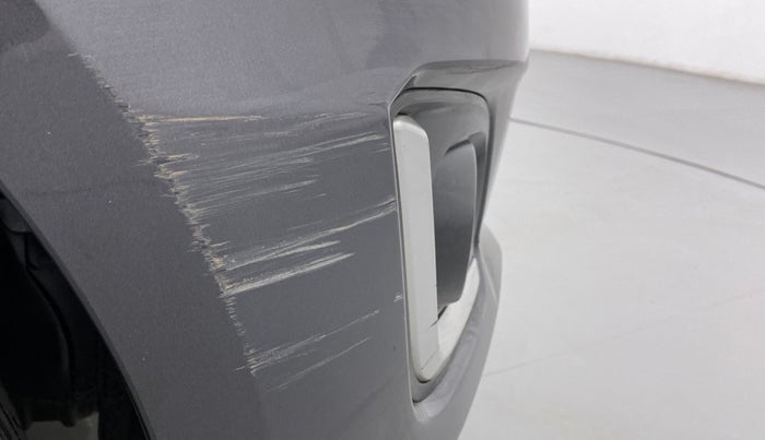 2016 Maruti Swift VXI, CNG, Manual, 52,878 km, Front bumper - Minor scratches