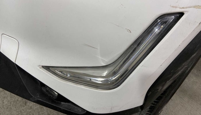 2021 Nissan MAGNITE XV MT, Petrol, Manual, 14,740 km, Left headlight - Clamp has minor damage