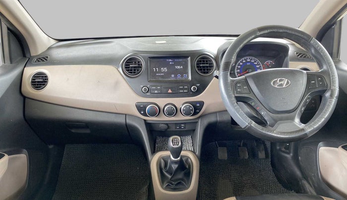 2017 Hyundai Grand i10 SPORTZ (O) 1.2 KAPPA VTVT, Petrol, Manual, 41,866 km, Dashboard