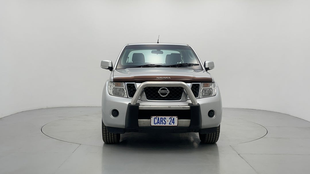 2013 Nissan Navara St (4x4), Manual, 232773 km, Front View