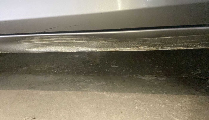 2020 Maruti Ciaz ALPHA  AT 1.5 SHVS PETROL, Petrol, Automatic, 44,460 km, Left running board - Slightly dented