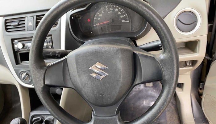 2014 Maruti Celerio VXI, Petrol, Manual, 70,625 km, Steering wheel - Horn pad has minor damage