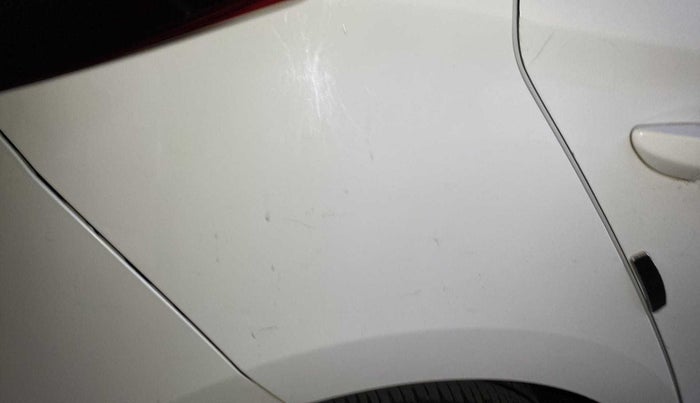 2020 Hyundai Elite i20 SPORTZ PLUS 1.2, Petrol, Manual, 35,341 km, Right quarter panel - Slightly dented
