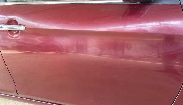 2015 Maruti Ciaz ZDI, Diesel, Manual, 1,15,516 km, Driver-side door - Paint has faded