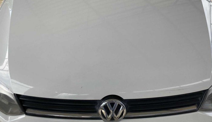 2017 Volkswagen Ameo COMFORTLINE 1.5 AT, Diesel, Automatic, 1,18,194 km, Bonnet (hood) - Minor scratches