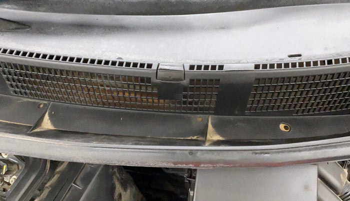 2016 Nissan Micra XV CVT, Petrol, Automatic, 57,410 km, Bonnet (hood) - Cowl vent panel has minor damage