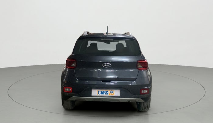 2020 Hyundai VENUE S 1.2, Petrol, Manual, 77,547 km, Back/Rear