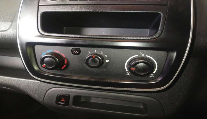2016 Renault Kwid RXL, Petrol, Manual, 37,235 km, AC Unit - Directional switch has minor damage