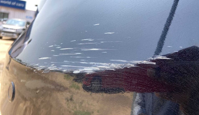 2017 Maruti Ciaz S 1.4 MT PETROL, Petrol, Manual, 54,291 km, Rear bumper - Paint is slightly damaged
